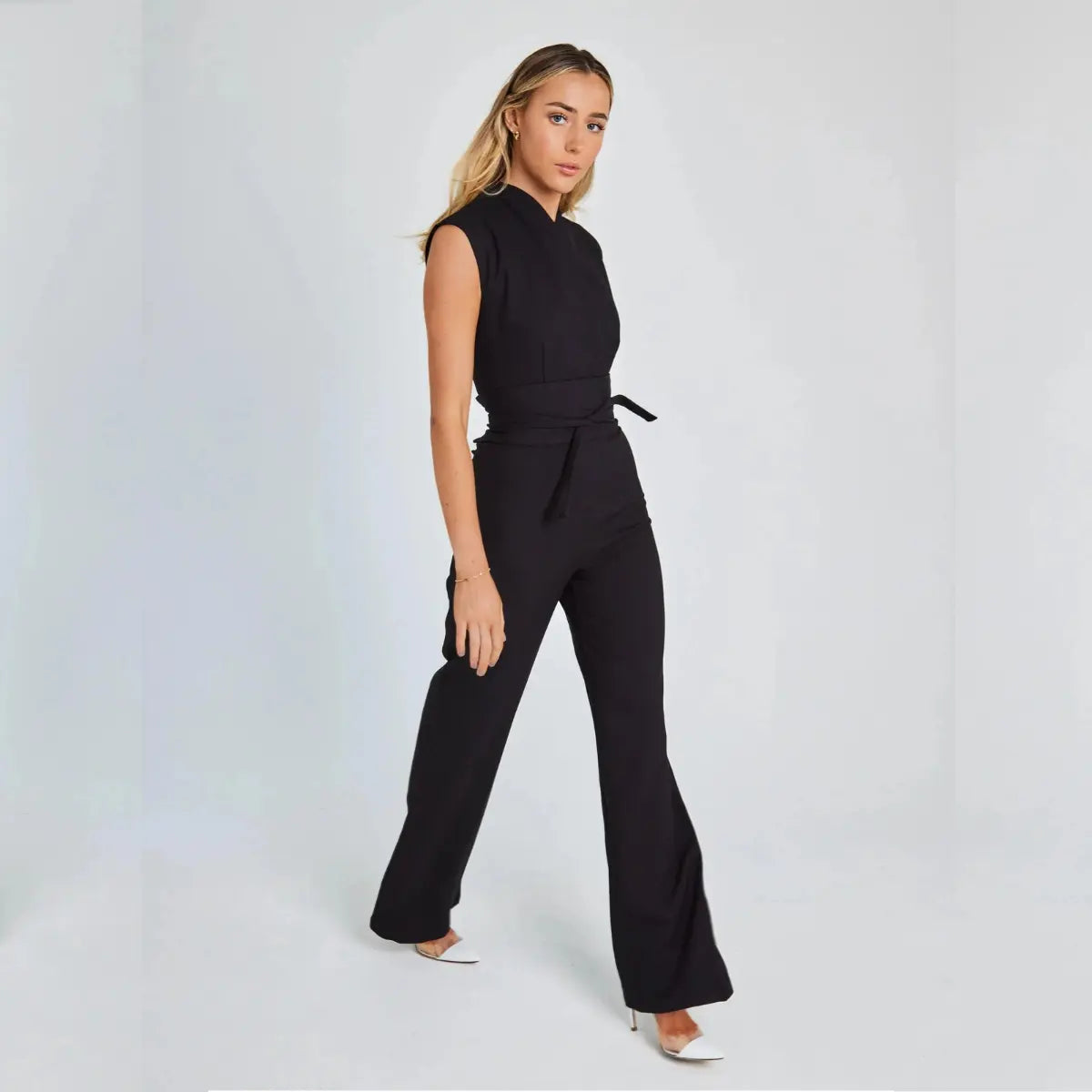 Women’s Sleeveless Tailored Jumpsuit with High Waist and Tie Back